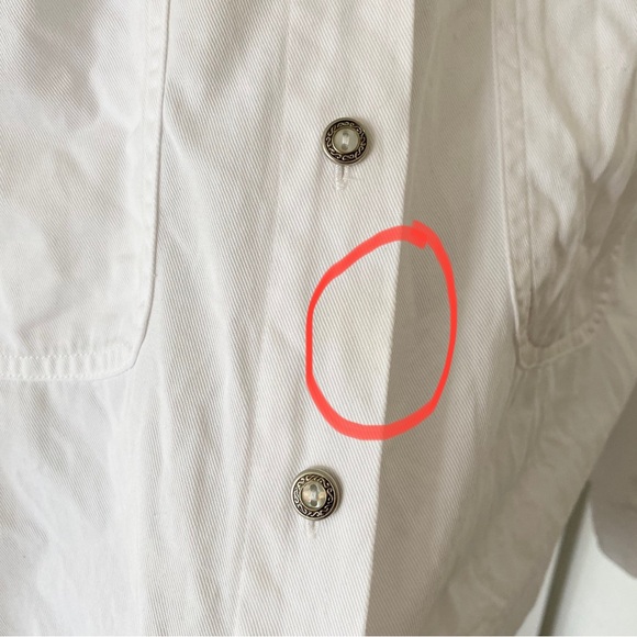 Vintage Levi’s Western Embroidered Button Down Shirt - Picture 4 of 10